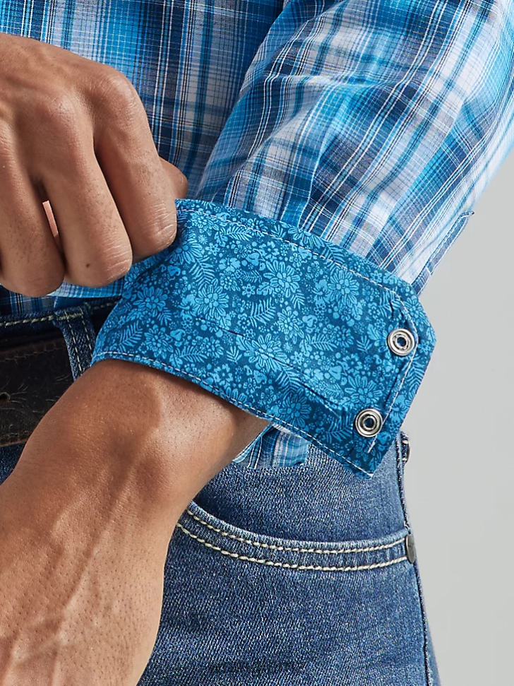 Wrangler 20X Competition Advanced Comfort Long Sleeve Two Pocket Western Snap Plaid Shirt Azul (112324832) Men Clothing DRL6LH493