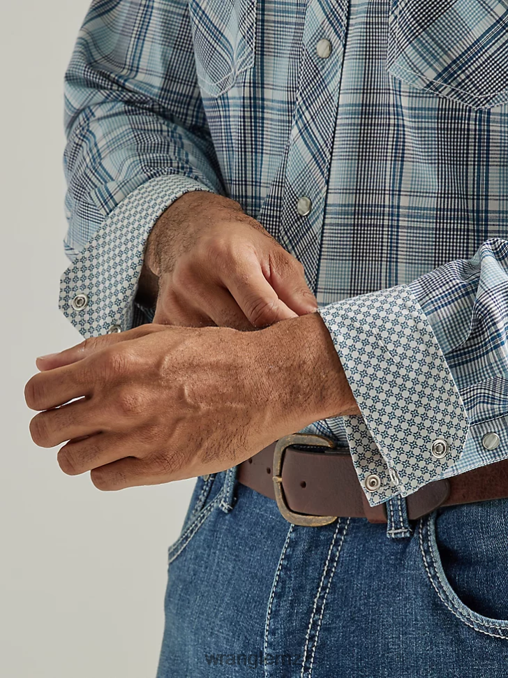 Wrangler 20X Competition Advanced Comfort Long Sleeve Two Pocket Western Snap Plaid Shirt Blue Sea Navy (112327800) Men Clothing DRL6LH495