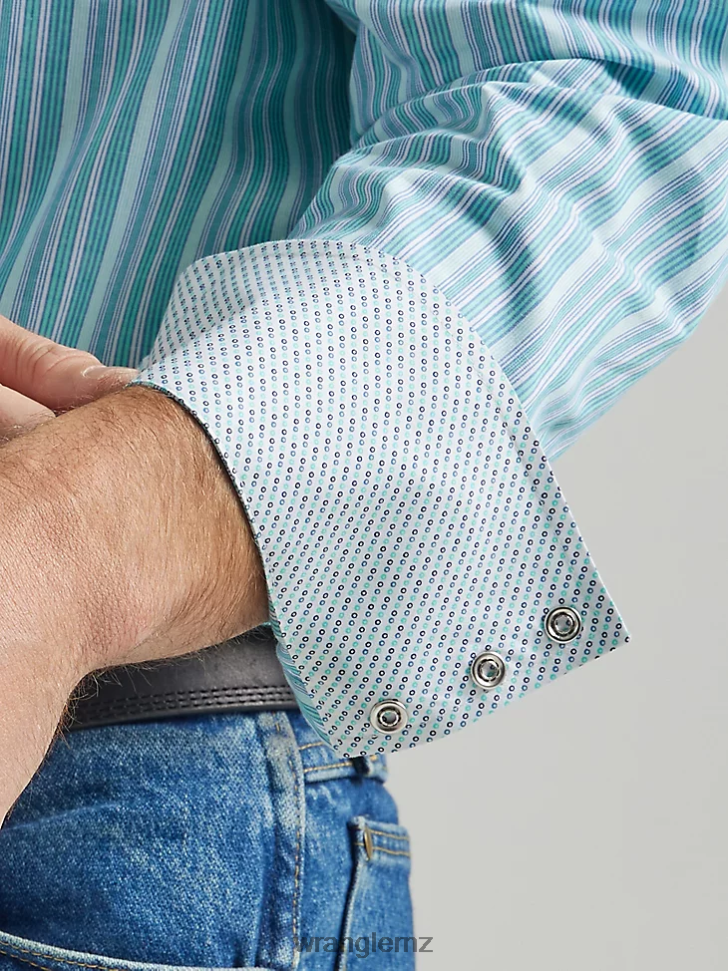 Wrangler 20X Competition Advanced Comfort Short Sleeve Western Snap Print Shirt Navy Twilight (112327799) Men Clothing DRL6LH503