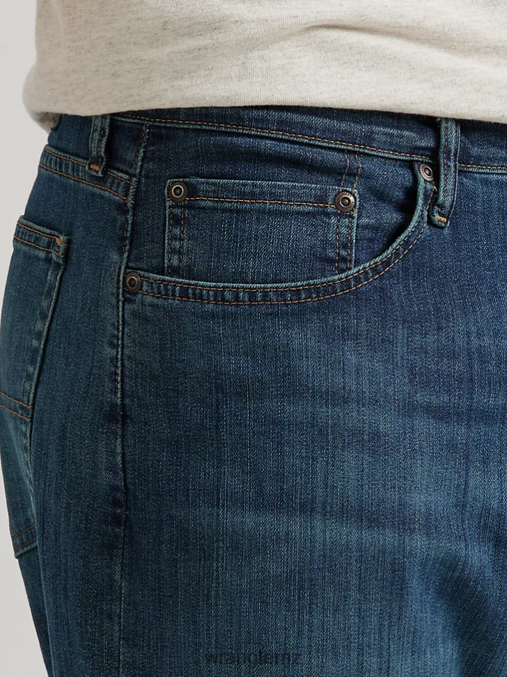 Wrangler Authentics Relaxed Fit Comfort Flex Jean Carbon (ZM3CSCN) Men Clothing DRL6LH200