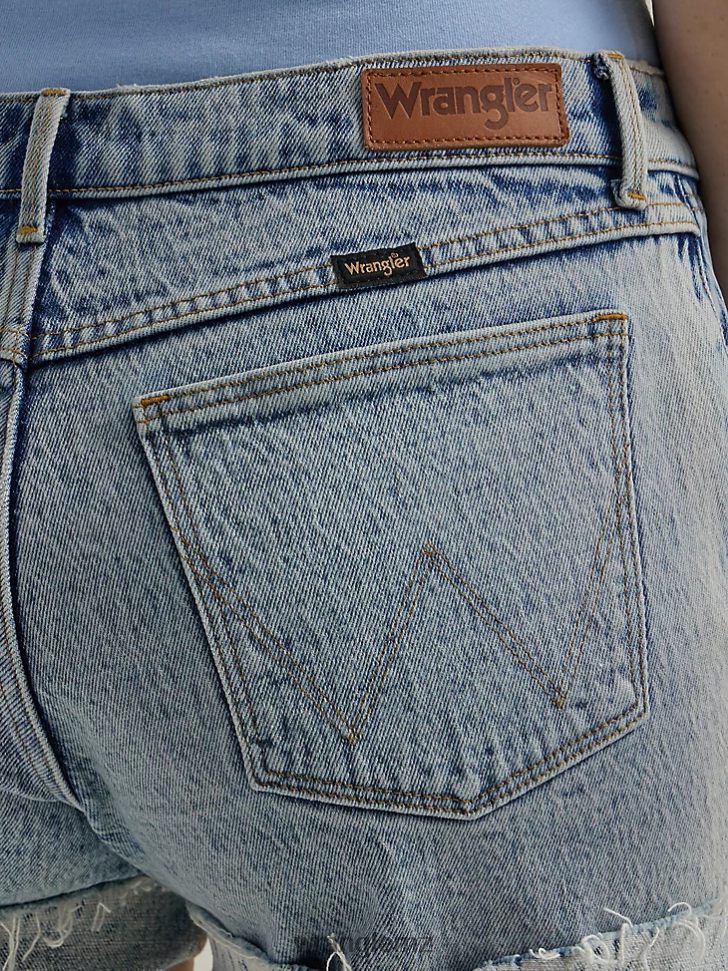 Wrangler Destructed Denim Roll Short Wildflower (112333497) Women Clothing DRL6LH851