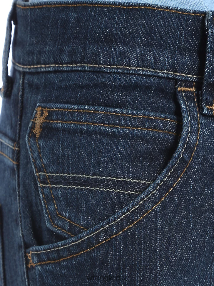 Wrangler Five Star Classic Straight Fit Jean (Husky) Moonlight Blue (5SCHWM2) Boys Clothing DRL6LH972