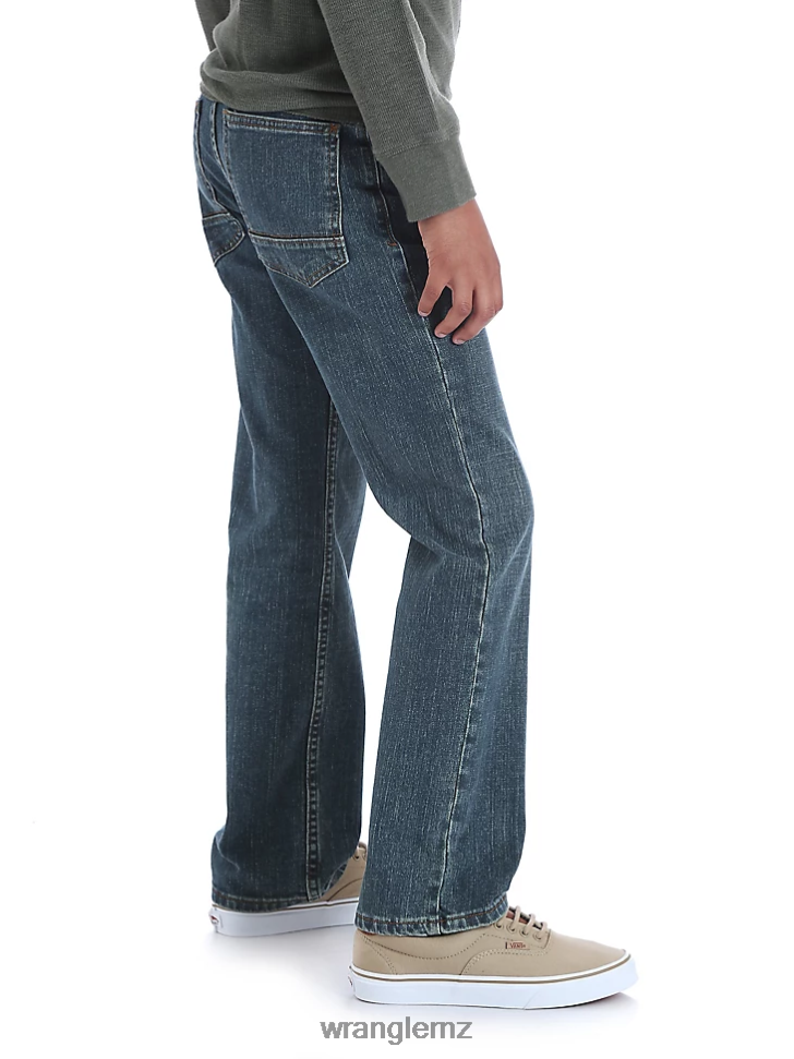 Wrangler Five Star Classic Straight Fit Jean (Husky) Sunkissed Denim (5SCHWS2) Boys Clothing DRL6LH971