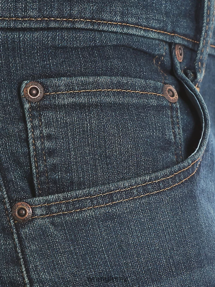 Wrangler Five Star Premium Denim Flex For Comfort Regular Fit Jean Carbon (96FXVCN) Men Clothing DRL6LH141