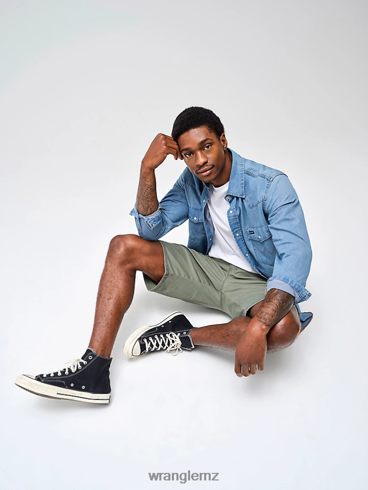 Wrangler Five Star Premium Stacked Cargo Short Spruce (112336367) Men Clothing DRL6LH535