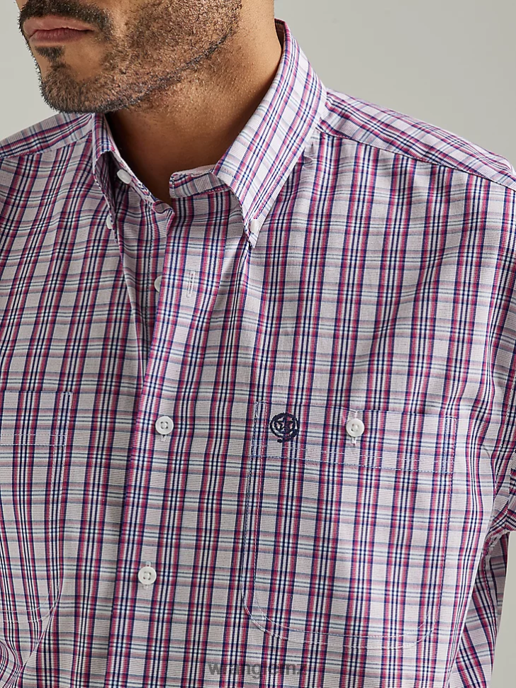 Wrangler George Strait Short Sleeve 2 Pocket Button Down Plaid Shirt Mid Pink Plaid (112327813) Men Clothing DRL6LH334