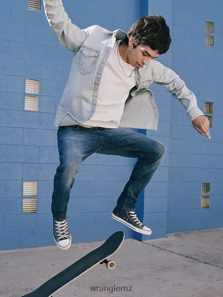 Wrangler Heritage Redding Loose Fit Jean Ripped Light Wash (112335468) Men Clothing DRL6LH185