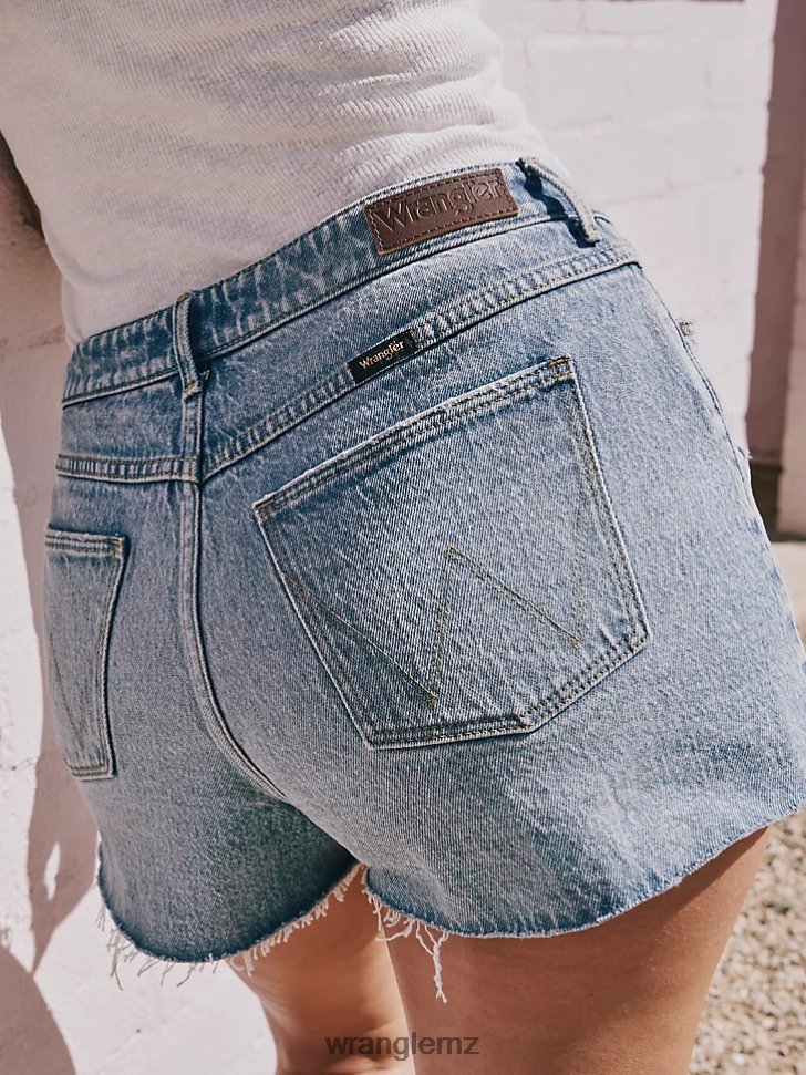 Wrangler High Rise Vintage Cut-Off Short Bloom (112335762) Women Clothing DRL6LH833