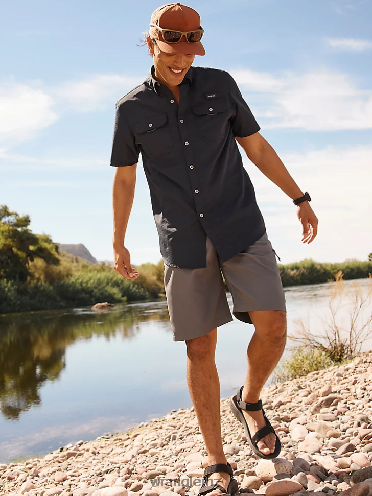 Wrangler Performance Elastic Waist Short Iron Gate (112336063) Men Clothing DRL6LH594