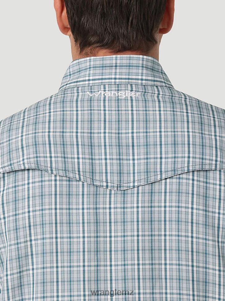 Wrangler Performance Snap Long Sleeve Plaid Shirt Teal Plaid (112326180) Men Clothing DRL6LH434
