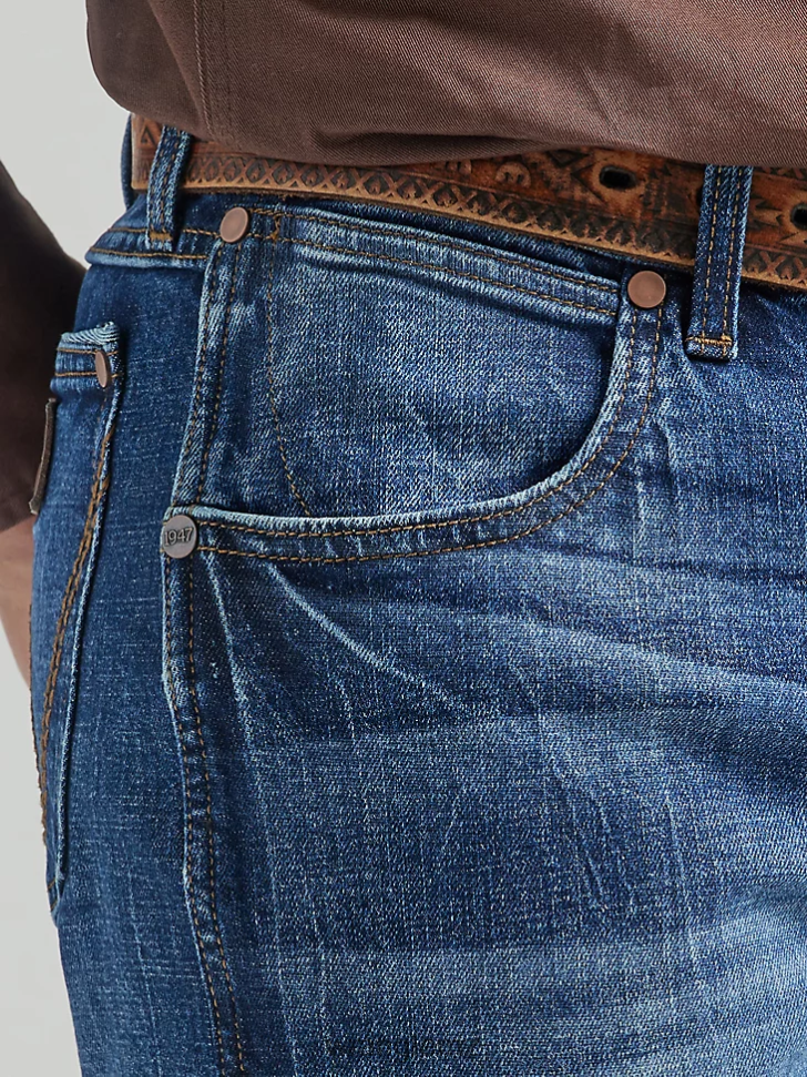 Wrangler Retro Relaxed Fit Bootcut Jean Elmont (112325785) Men Clothing DRL6LH44