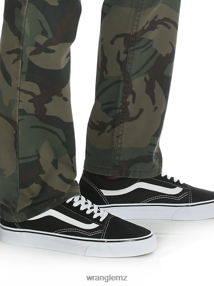 Wrangler Slim Straight Stretch Cargo Pant Forest Green Camo (9RKBW7E) Boys Clothing DRL6LH956