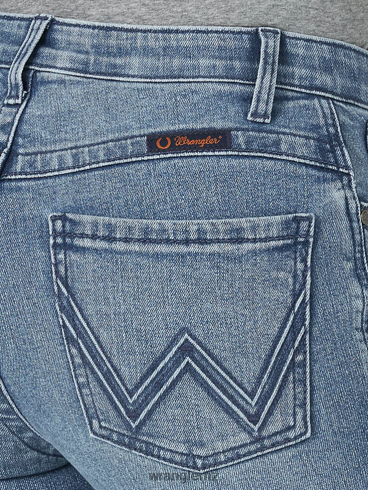 Wrangler Ultimate Riding Jean Willow Della (WRW60AD) Women Clothing DRL6LH792