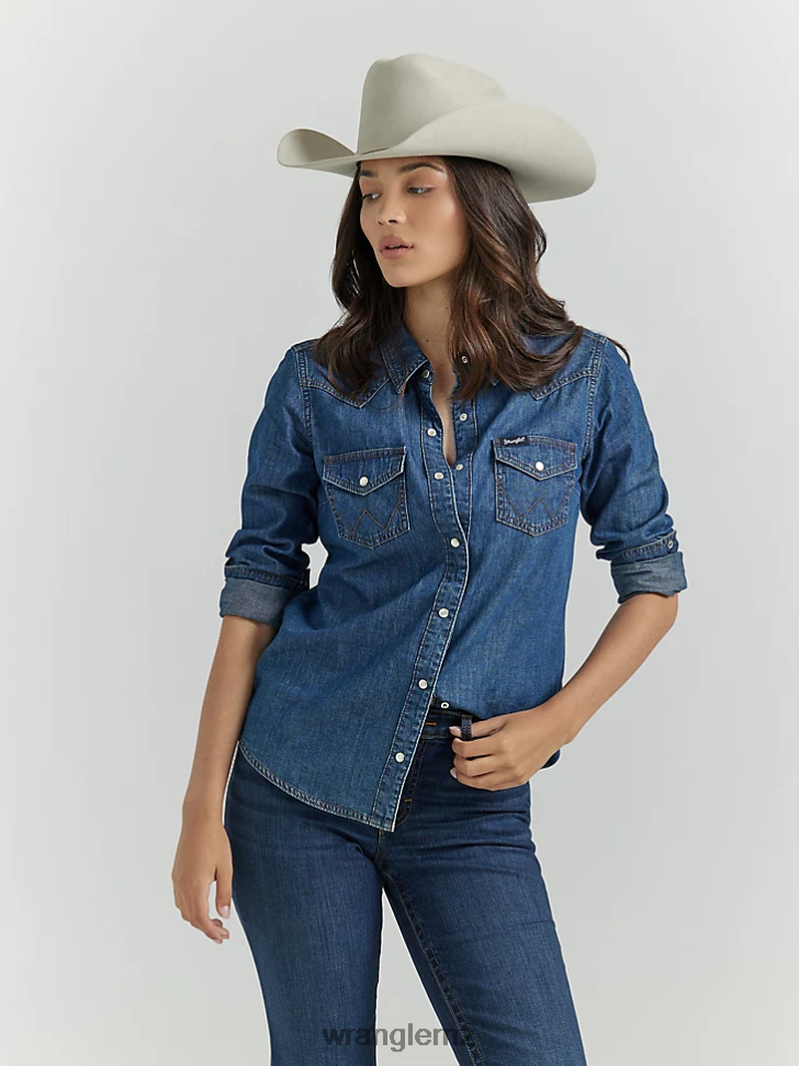 Wrangler Long Sleeve Western Snap Denim Shirt Dark Denim (LW7007D) Women Clothing DRL6LH881